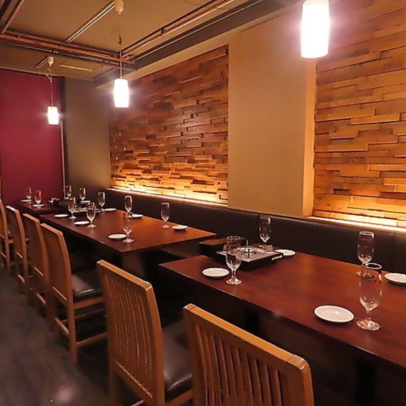 地下に佇む大人の隠れ家と温かなもてなし