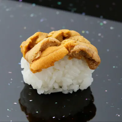 濃厚なものやあっさりとしたものなど、さまざまな味わいを食せる『ウニ』