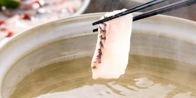 【三大和牛松坂牛＆豊洲海鮮】ワンランク上の極食べ放題　しゃぶしゃぶ＆すき焼き　12980円→11980円