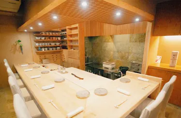 鮨 凌