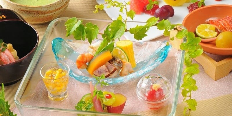 【女流かいせき】季節の食材をふんだんに使用、様々なシーンにご利用いただけます。＋個室確約