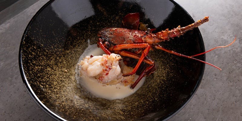 エグゼクティブコース【活け伊勢海老と和牛サーロイン　トリュフやキャビア】