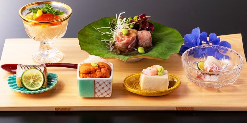 すき焼き会席　【匠】飛騨牛特選サーロインのすき焼き会席　8品