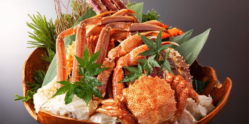 蟹鍋会席　【紫】たらば蟹と本ずわい蟹を堪能　お造りと天ぷらの鍋会席　8品