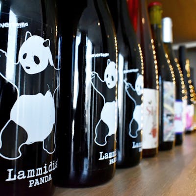 約200種類の自然派ワ