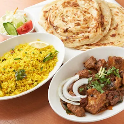 唯一無二の香り「カレーリーブス」が彩る、本格南インド料理