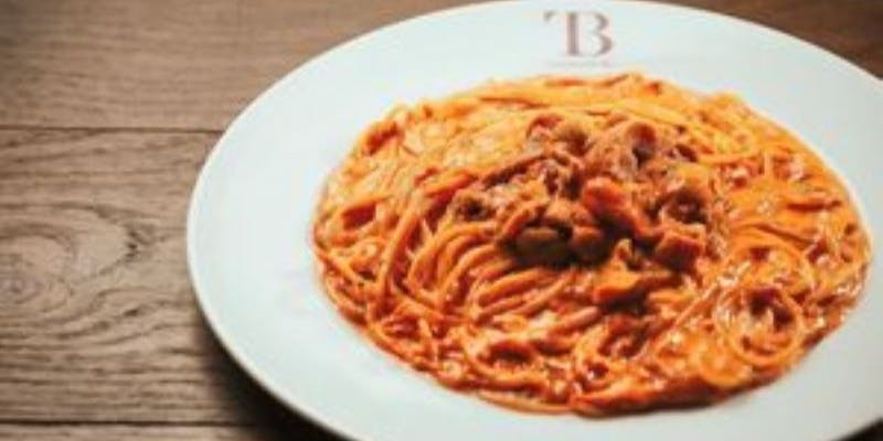 【極コース】渡り蟹のトマトクリームパスタなど、Bit人気メニューが勢揃い＋2時間飲み放題付き