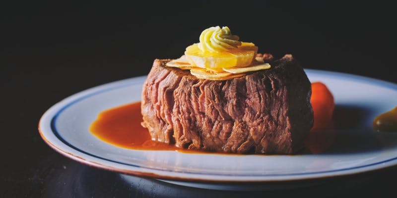 【ゆたか スタンダードコース】フィレステーキ、ガーリックライス、デザート全6品（リクエスト予約/8名～）