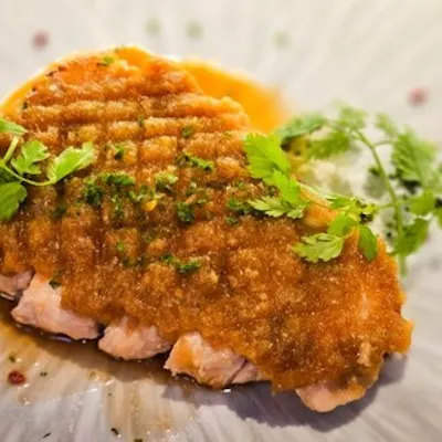 オリジナリティ溢れる創作料理と多彩なメニュー。