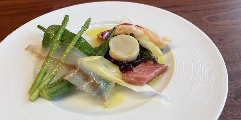 コースB ～前菜からパスタ2種・メイン料理を含む全7品のコース～