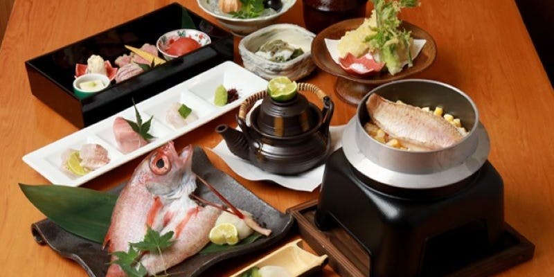 希少な日本酒が飲める！飲み放題付きコース