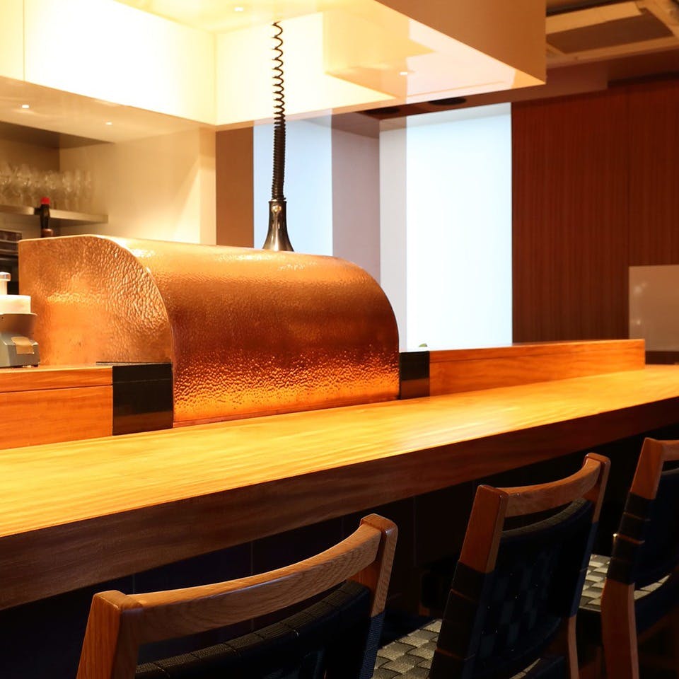 落ち着いた雰囲気の店内