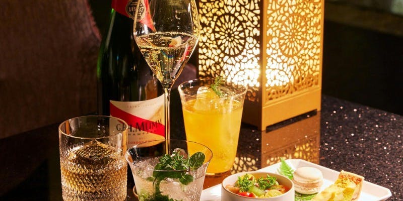 THE BAR CASTLE�^�G�X�p�V�I �i�S���L���b�X��