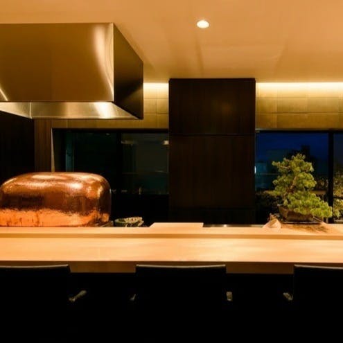 厳選された旬の食材を使用