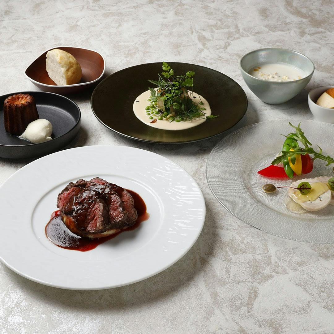 世界三大食材を使用した特別フェア開催