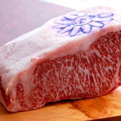 厳選された神戸ビーフを堪能する贅沢なコース