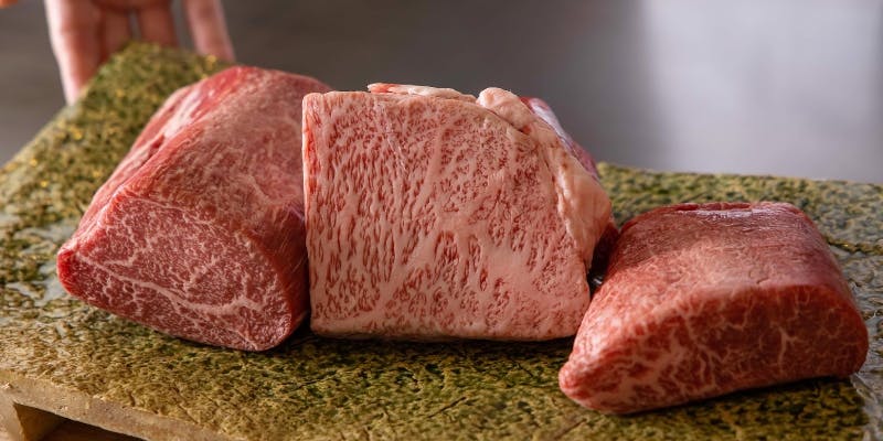 神戸牛Premiumコース トリュフから牛テール、メインは神戸牛フィレステーキなど全13品