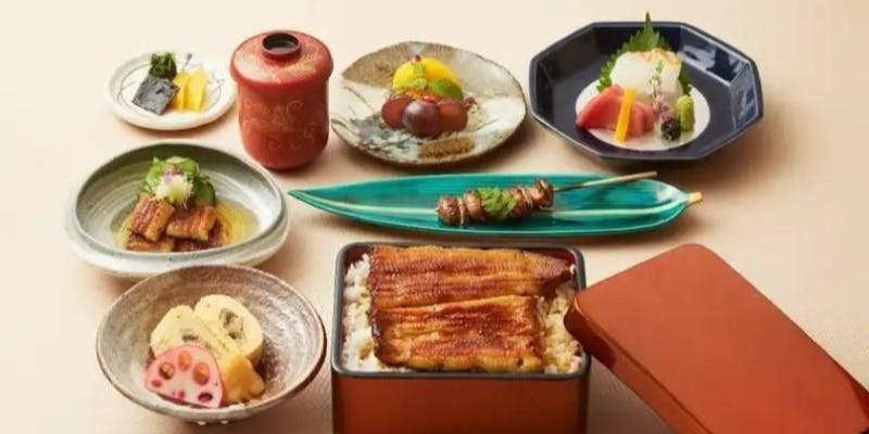 月【鰻コース】うざく、う巻き、肝焼き、鰻丼などが楽しめる／全5品