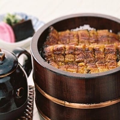 ふっくらやわらかな鰻と秘伝のタレが決め手。当店自慢の「鰻丼」