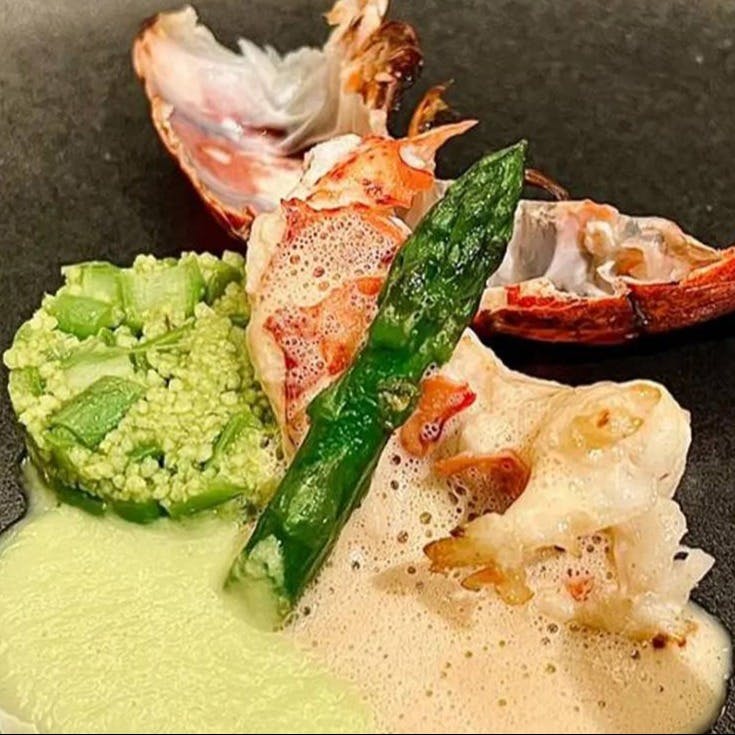 地元食材を活かした季節限定メニュー