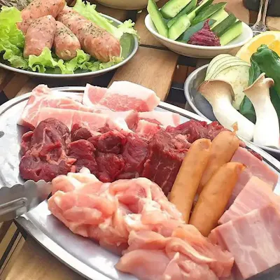 手ぶらで叶う都会の贅沢!貸切屋上グランピングBBQで非日常体験