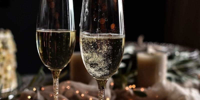 【Premium Anniversary Course 5,500円】選べるメイン、パスタ、デザートなど全9品