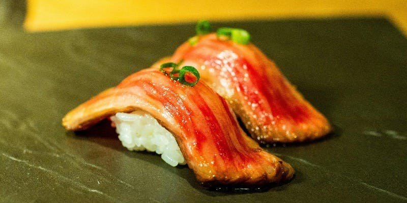 ～宵火yoibiコース～【山形牛】サーロインステーキと肉寿司、焼きすき【芝浦直送】神ハラミなど 全14品