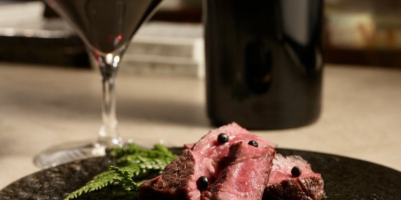 旬の食材を堪能！お任せコース　10品飲み放題付き　12,000 円 税込