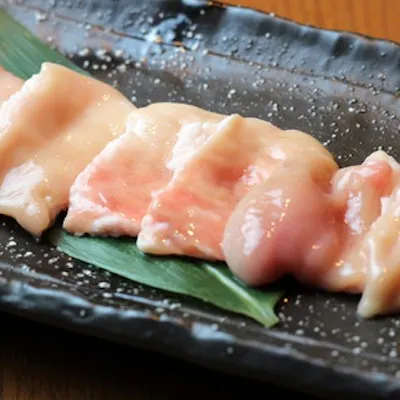 新鮮な生ホルモンの美味しさ