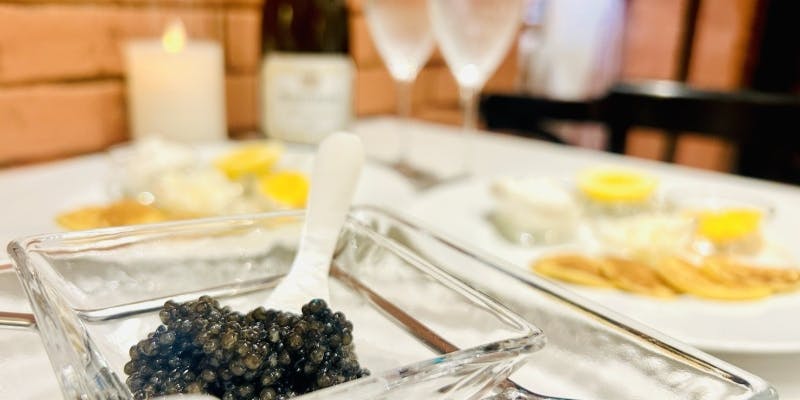 ザ・ワールド・コース（キャビア、フォアグラ・トリュフ、北海道の新鮮な魚介、道産牛のコース）