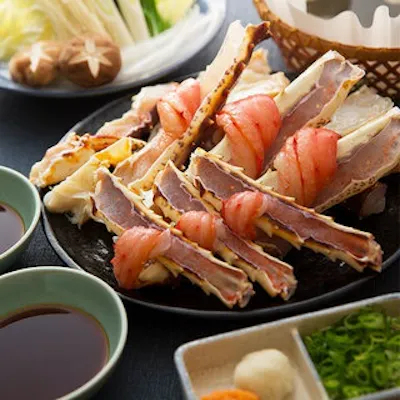高級食材の伊勢海老・タラバガニも堪能