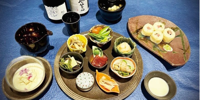 日本酒と共に季節をを楽しむ一口懐石「天」