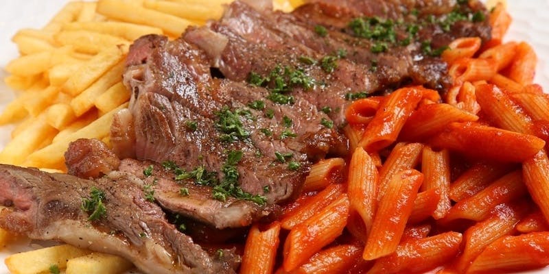 お腹も心も満たしましょう！【料理11品！乾杯スパークリングワイン付き】お肉とパエリア両方のご満悦コース