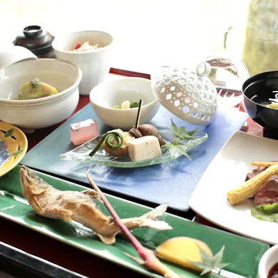 旬食材で彩る月替わり会席 四季を味わう贅沢なひととき