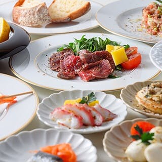 その日おすすめ料理3～5品が楽しめる《おまかせコース》