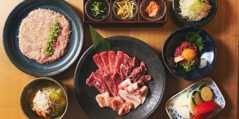 【飲み放題付きコース】「まんぷく」焼肉会席　8,000円（税込）