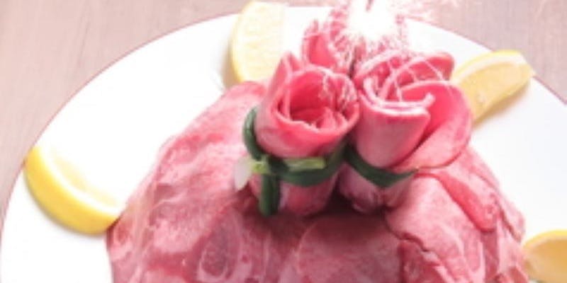 【記念日やお誕生日にぴったり】肉ケーキで特別なサプライズ 5000円（税込）～