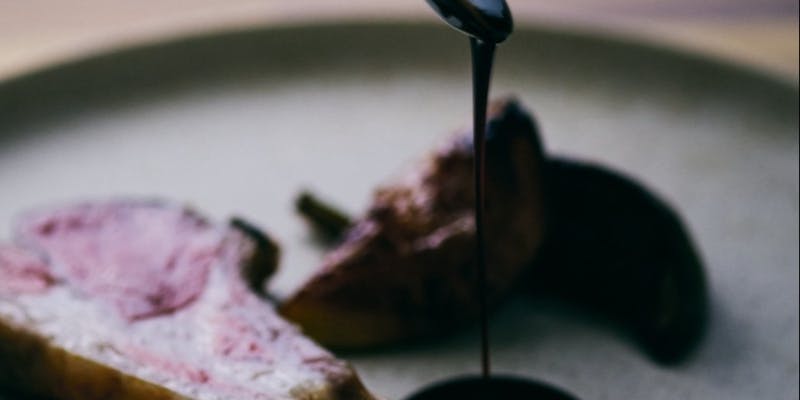 【8,800円のコース】特別な日にも…。魚料理や肉料理をゆっくり堪能する全7品