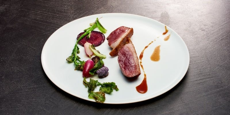 HIRU【LUNCH COURSE】お肉のパラディー、本日のお肉、食後のドリンクなど 全3品