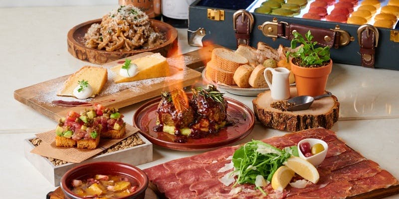 【看板メニュー堪能！】牛タンの生ハムや燃えるハンバーグなど全8品「Ciel」＋スパークリング付き