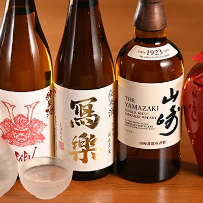 全国各地から取り揃えた希少な地酒や焼酎・ワイン
