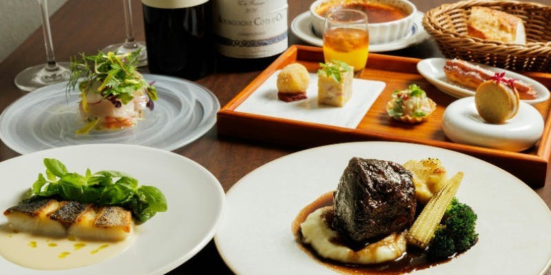【特別な日のご利用にも！】メインは牛ホホor鴨肉！魚、前菜、デザートまで全11品