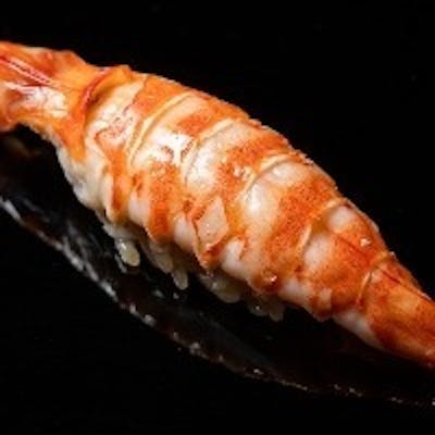 熟練の握りと逸品料理