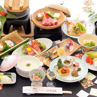 【信州美食 家族で囲む】
