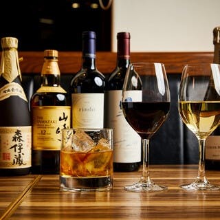 豊富なワインと本格的なコーヒー