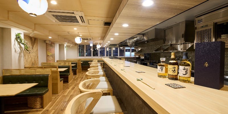 【席のみ予約】国産和牛や神戸牛を使用したすき焼きをお楽しみください。