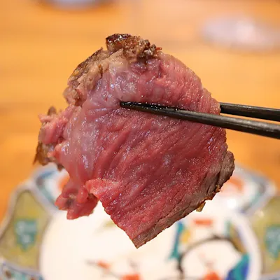 厳選された上質な肉料理