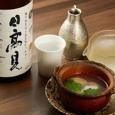 厳選された日本酒と出汁割燗酒