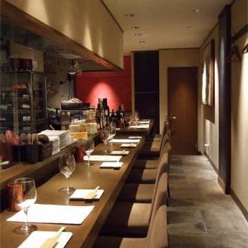 目の前で焼かれる焼き鳥を堪能