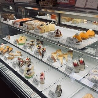 専門店のケーキで締めくくる至福の時間